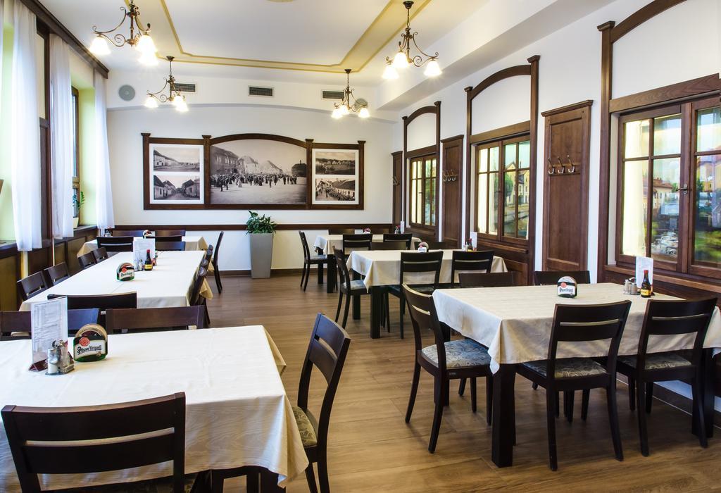 Hotel Pansky Dum Blovice Экстерьер фото