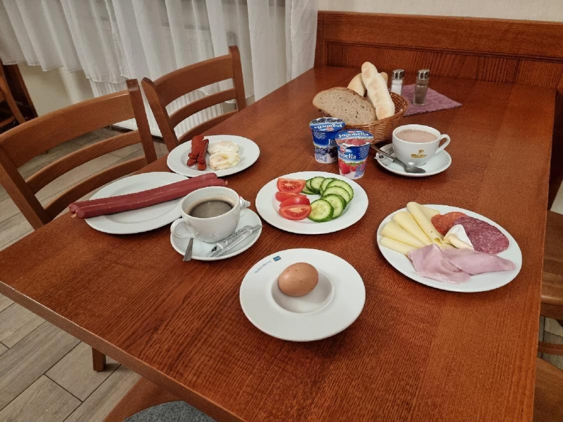 Hotel Pansky Dum Blovice Экстерьер фото